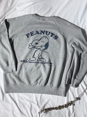 Uniqlo UT x Peanuts Snoopy Crewneck Sweatshirt | Grey | Medium